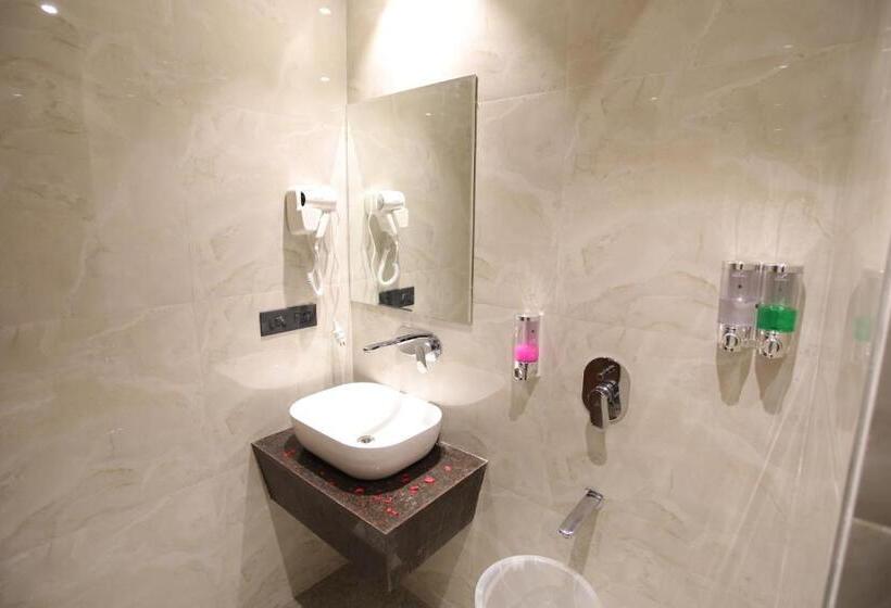 Отель The Grand, Chittorgarh