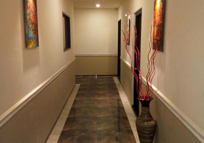 בית מלון כפרי Grand Gaayatris