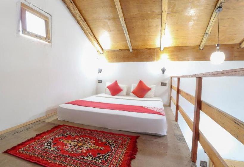 Отель Oyo 76934 Pine Hill View Resort