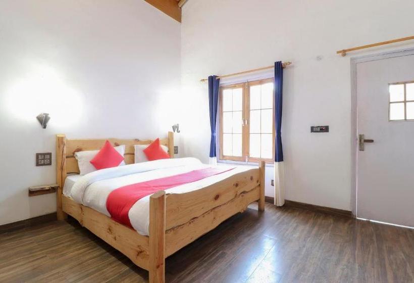 Отель Oyo 76934 Pine Hill View Resort