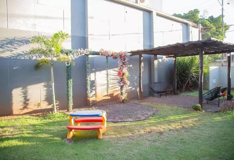 ペンション Shelter Hostel E Pousada