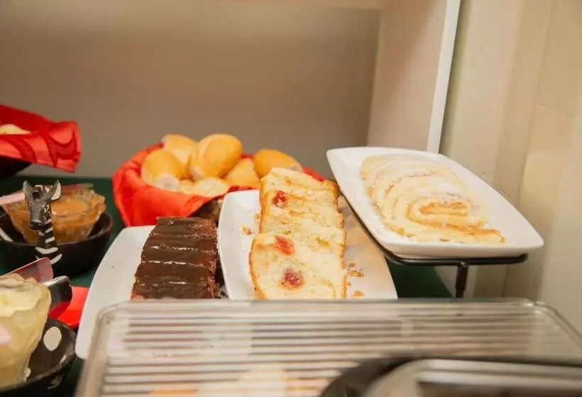 ペンション Shelter Hostel E Pousada