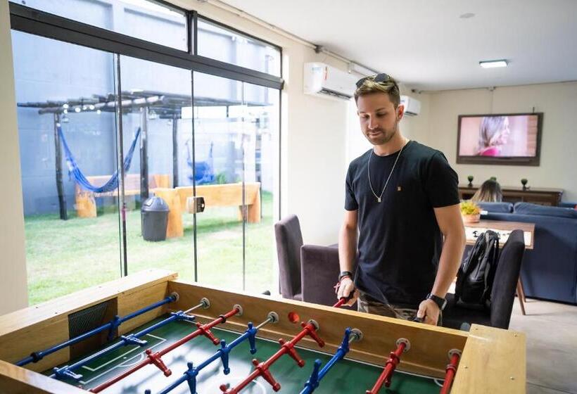 Pension Shelter Hostel E Pousada