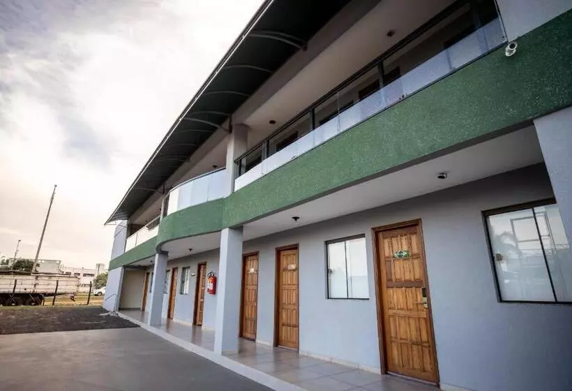 ペンション Shelter Hostel E Pousada