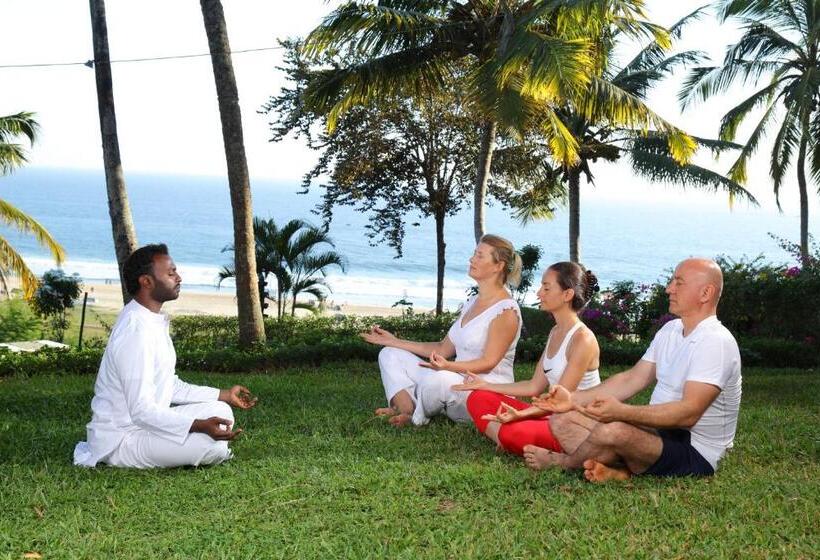 منتجع Ayursoma Ayurveda Royal Retreat