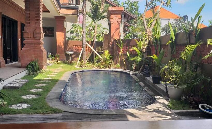 פנסיון Dados Guest House