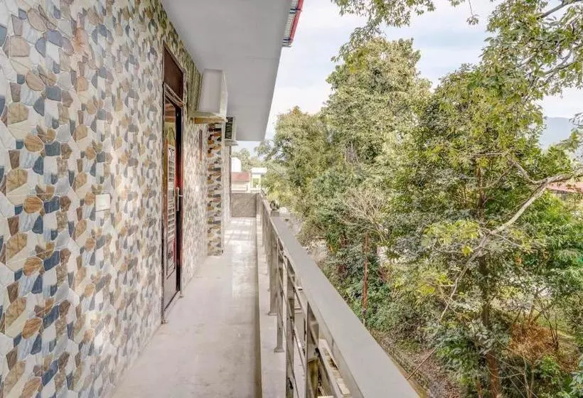 پانسیون Oyo Home 66693 Cheerful 2bhk Apartment Dehradun