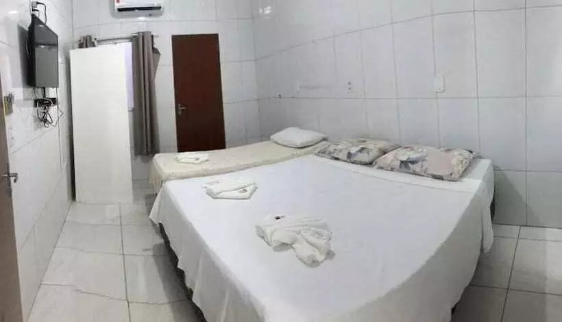 پانسیون Pousada Lyrios Do Mar