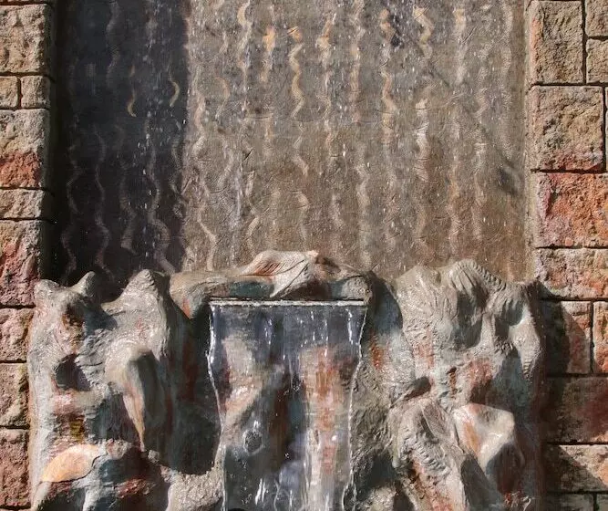 Retkeilymaja Arenal Poshpacker