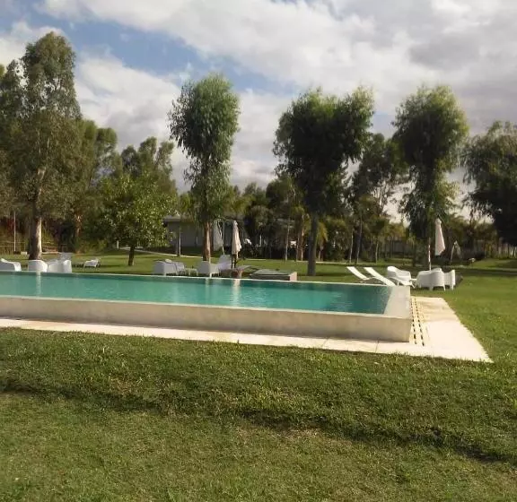 Retkeilymaja La Posada Multiespacios