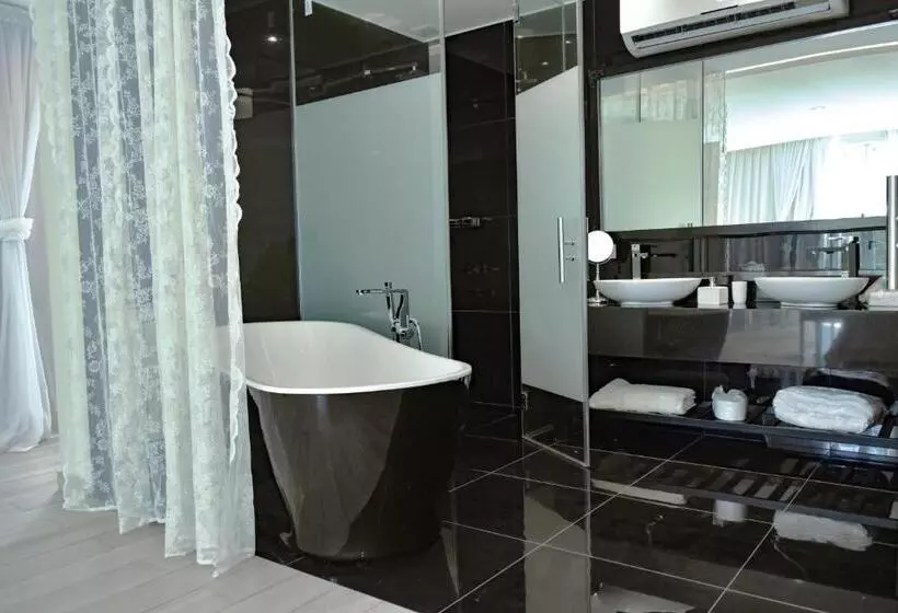 Retkeilymaja La Posada Multiespacios