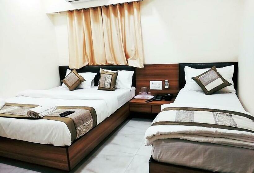 هتل Ashyana   Near To Grant Road Station Mumbai