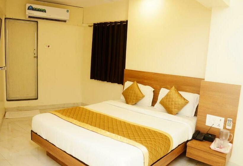 هتل Ashyana   Near To Grant Road Station Mumbai