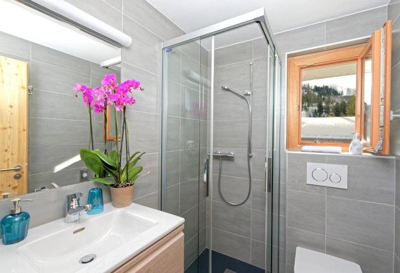 Отель Edelweiss