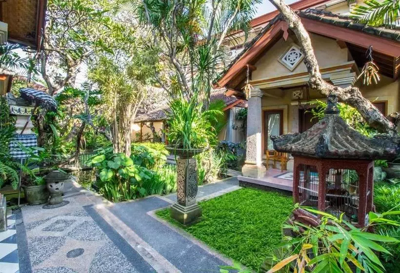 ホテル Oyo 2404 Arca Guest House