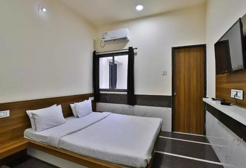 ホテル Spot On 37366  Mahalaxmi