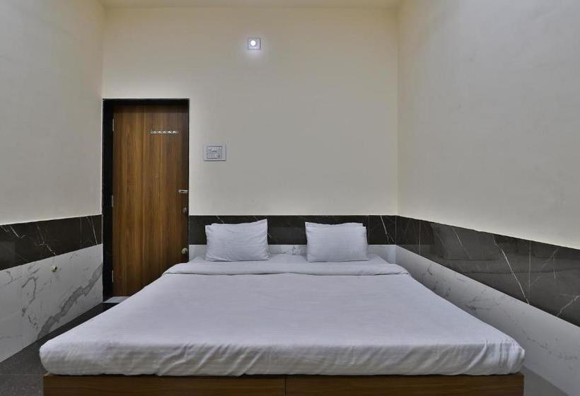 בית מלון כפרי Spot On 37366  Mahalaxmi