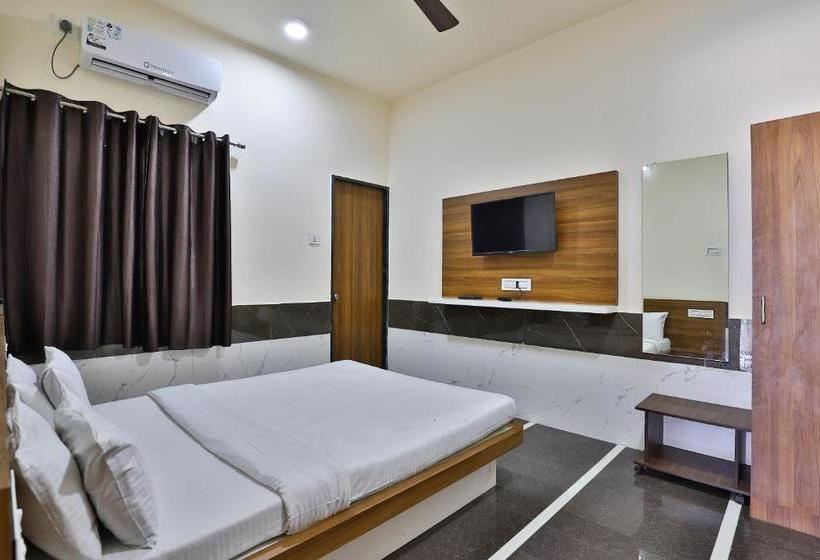 בית מלון כפרי Spot On 37366  Mahalaxmi