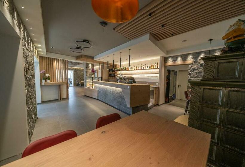 בית מלון כפרי Tre Pini