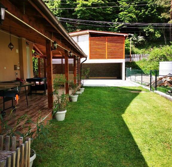 پانسیون Dendy