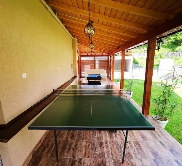 پانسیون Dendy