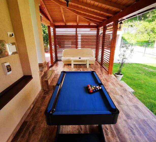 پانسیون Dendy