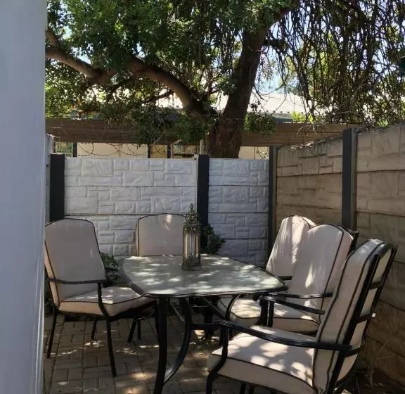 Majatalo Spinoza Self Catering Accommodation