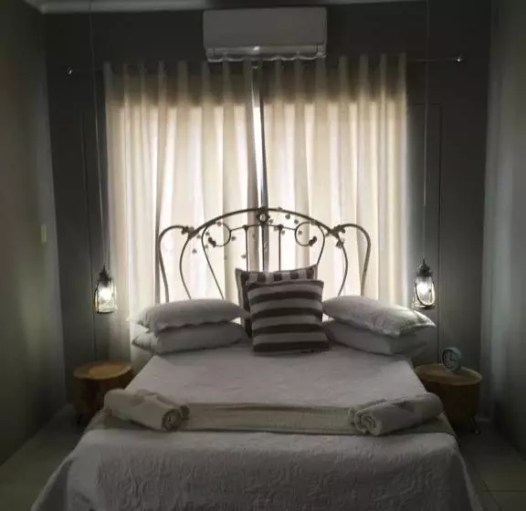 Majatalo Spinoza Self Catering Accommodation