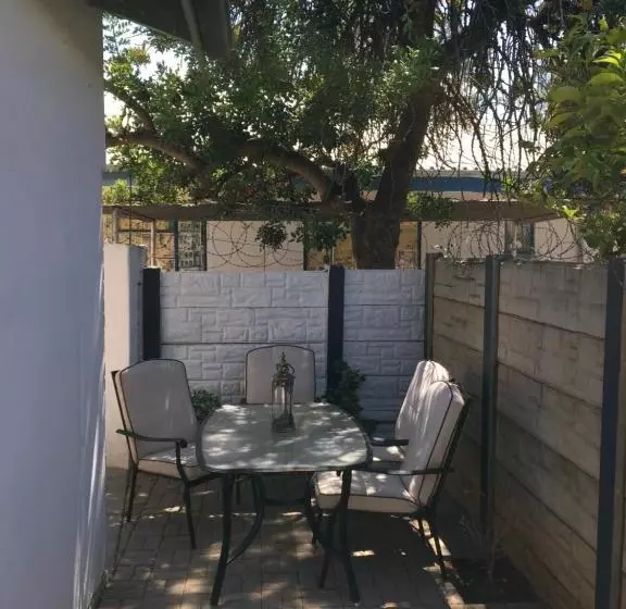 Majatalo Spinoza Self Catering Accommodation