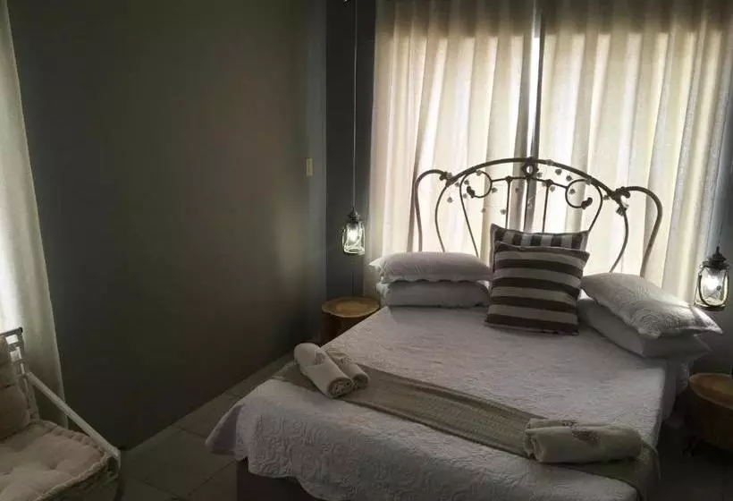 Majatalo Spinoza Self Catering Accommodation