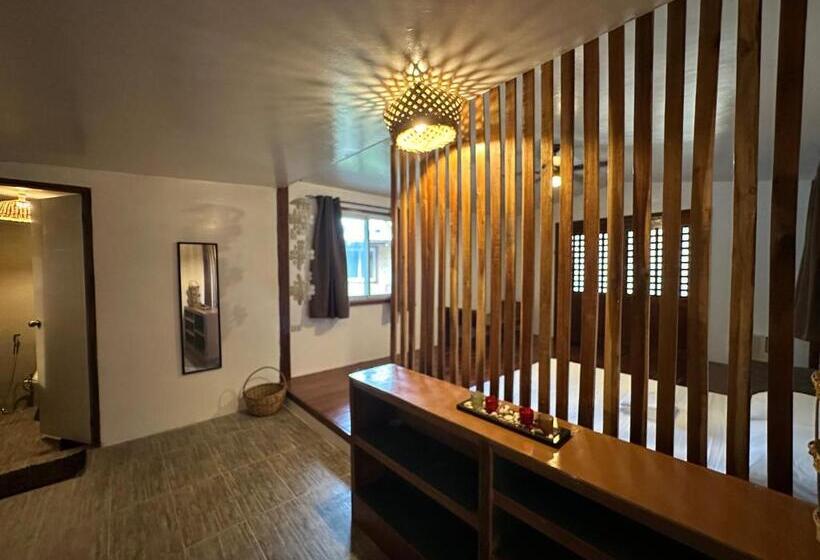 ペンション Tribal Xperience Guesthouse