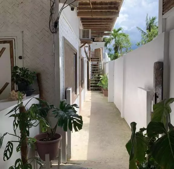 ペンション Tribal Xperience Guesthouse