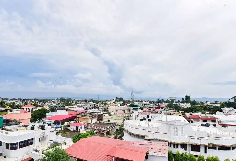 Fabhotel Mayank Residency