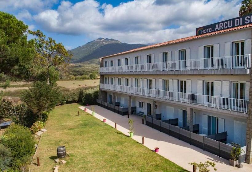 فندق Arcu Di Sole
