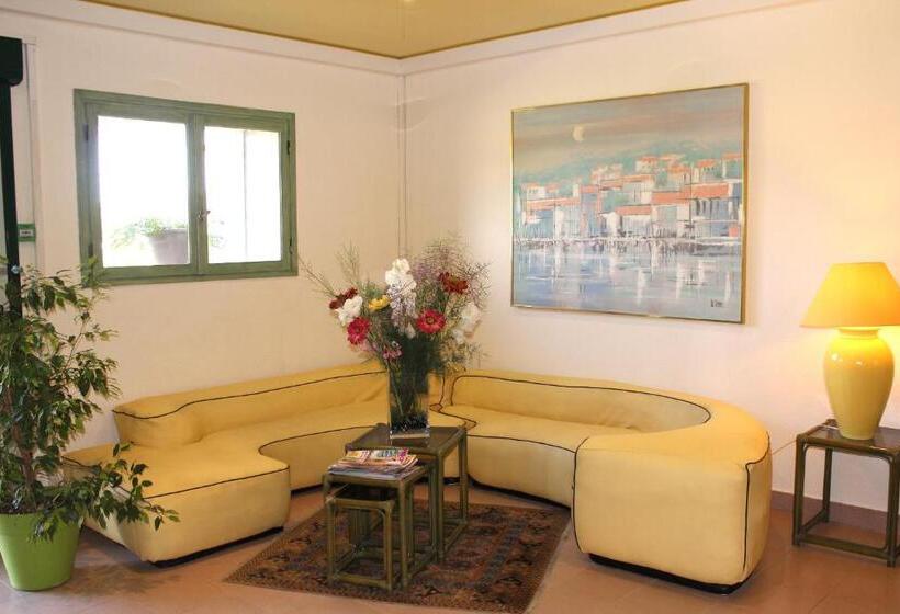 فندق Arcu Di Sole