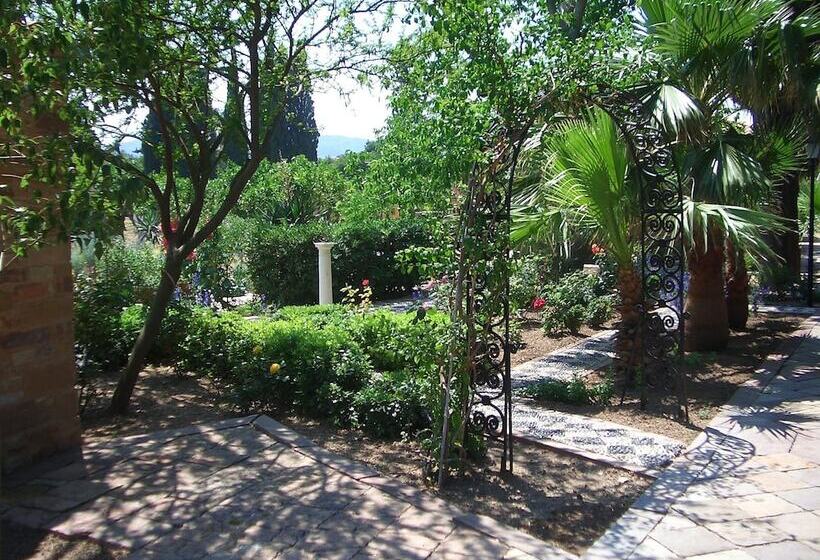 ホテル Argentikon Luxury Suites