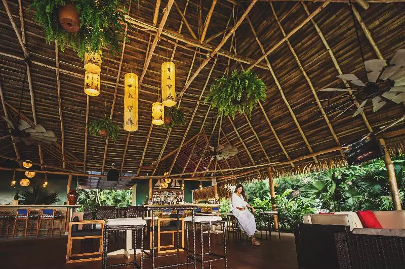 ホテル Bahia Del Sol Beach Front Boutique