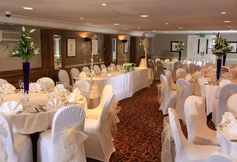 هتل Best Western Plus Pinewood Manchester Airport Wilmslow