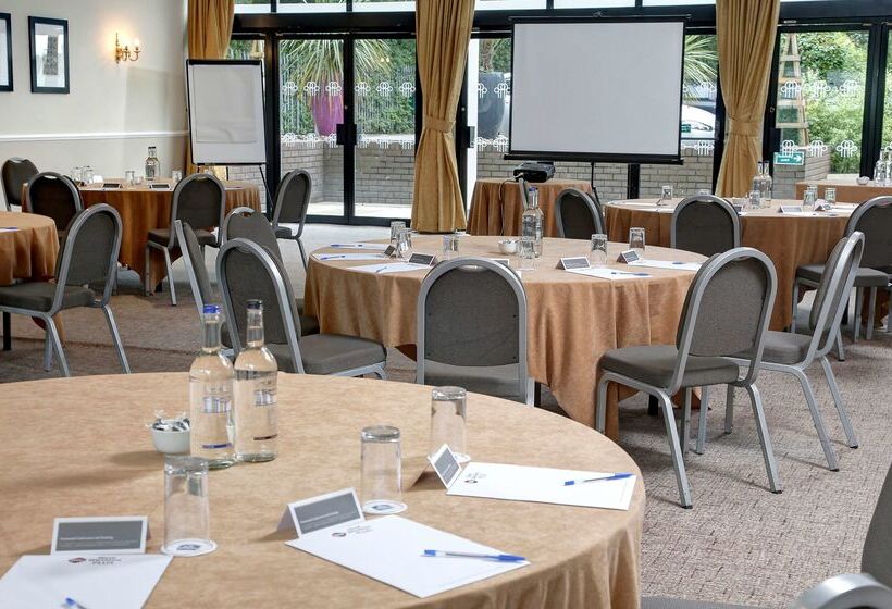 فندق Best Western Plus Pinewood Manchester Airport Wilmslow