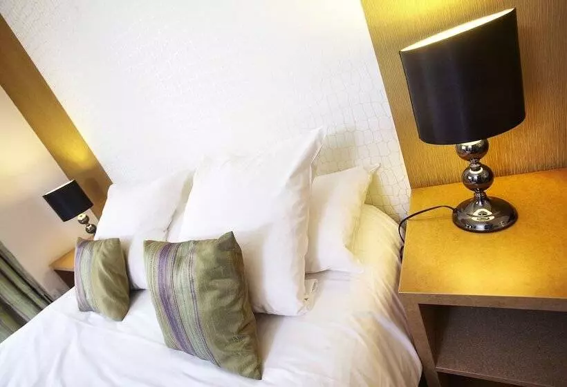 Carnac Lodge Hotel & Spa