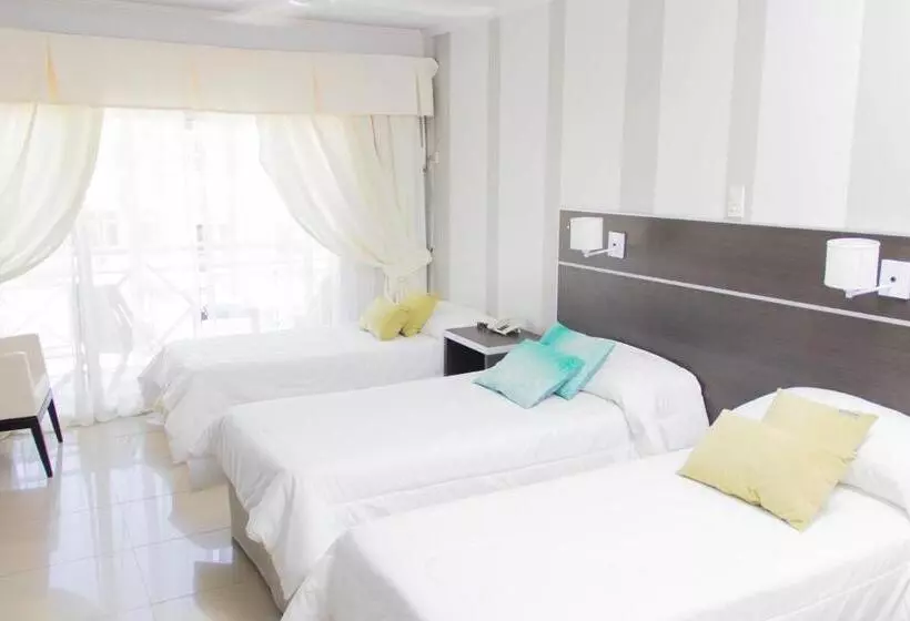 Отель Costa Del Sol