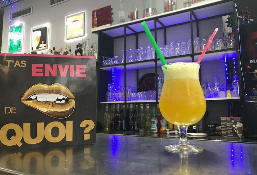 בית מלון כפרי De La Tour