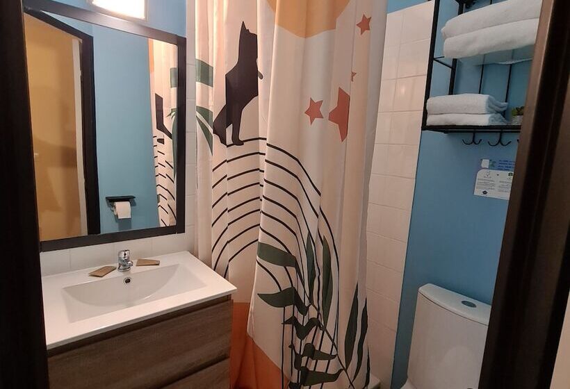 בית מלון כפרי Hôtel L Etoile Aéroport   A61