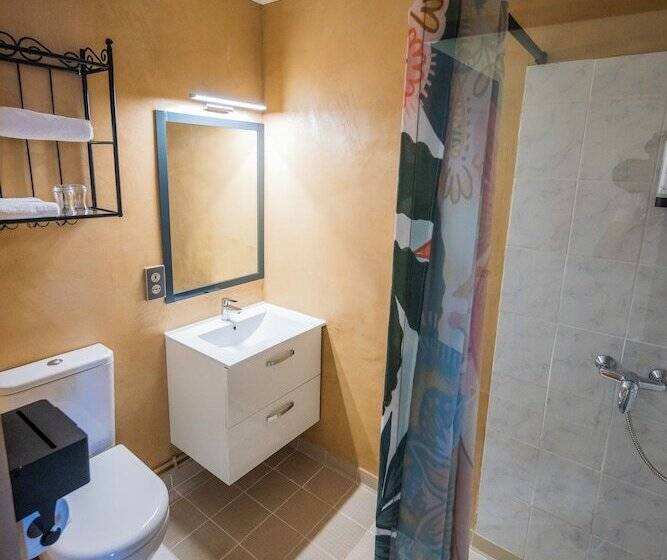 בית מלון כפרי Hôtel L Etoile Aéroport   A61