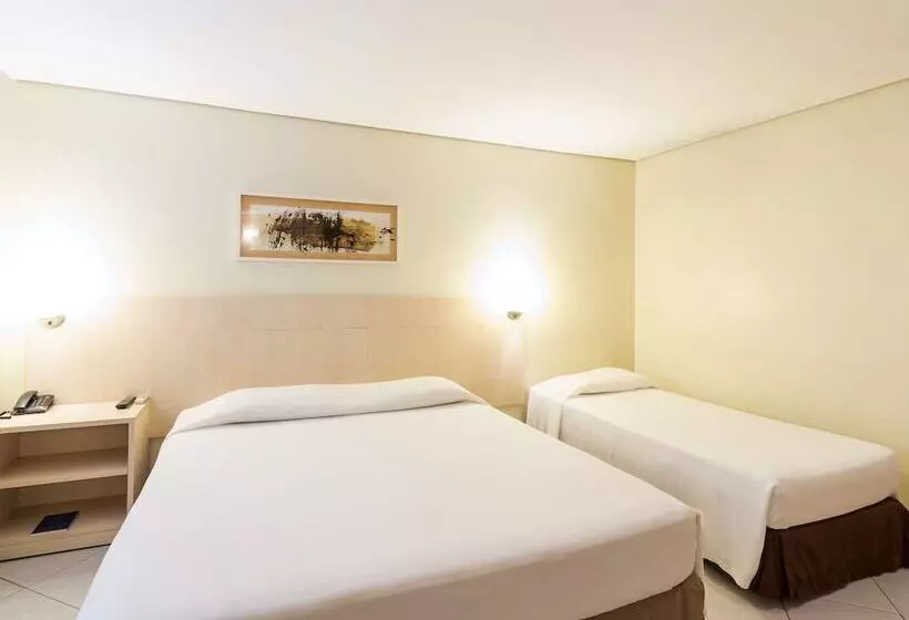 בית מלון כפרי Ibis Styles Belem Batista Campos