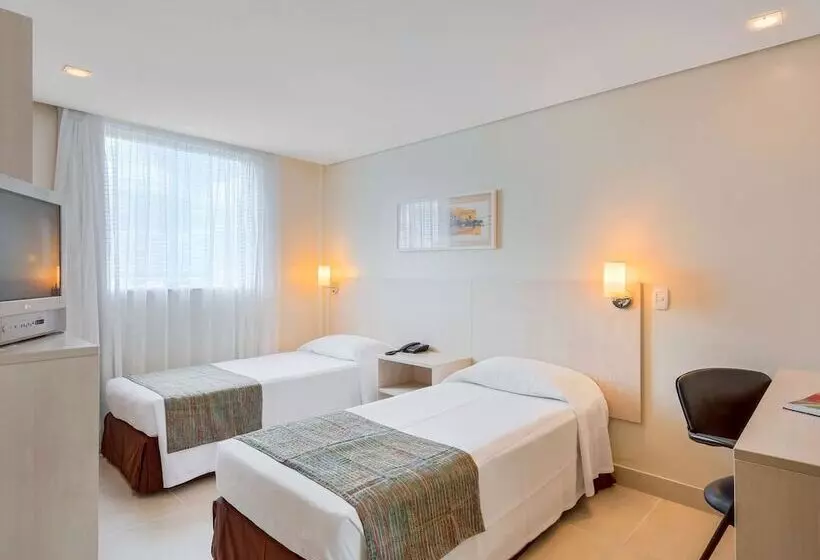 בית מלון כפרי Ibis Styles Belem Batista Campos