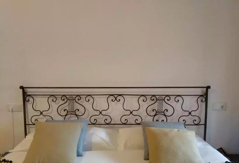 בית מלון כפרי La Maga Rooms