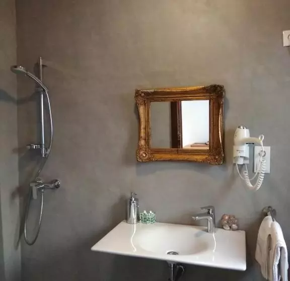 בית מלון כפרי La Maga Rooms