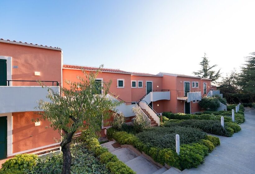 Отель Maistra Camping Koversada Uncovered Naturist Mobile Homes