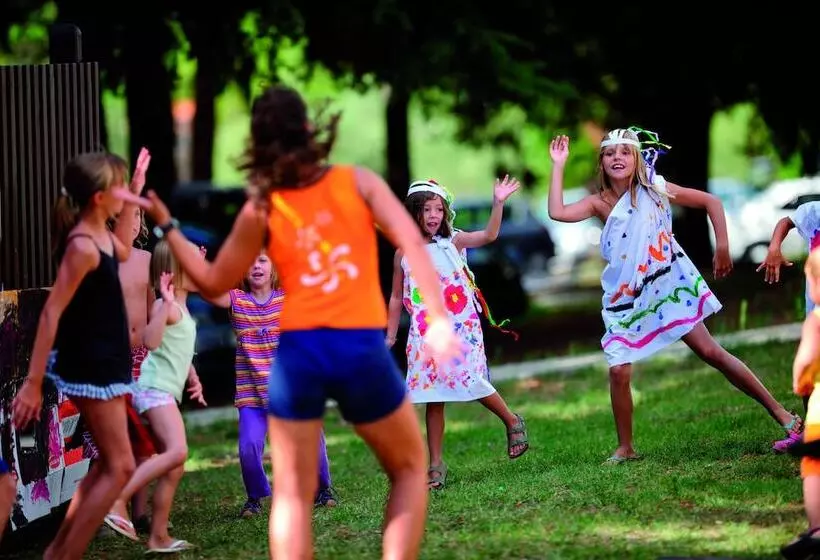 فندق Maistra Camping Koversada Uncovered Naturist Mobile Homes